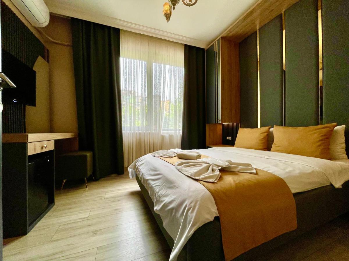 นิว ทักซิม โฮเต็ล Hotel อิสตันบูล ภายนอก รูปภาพ