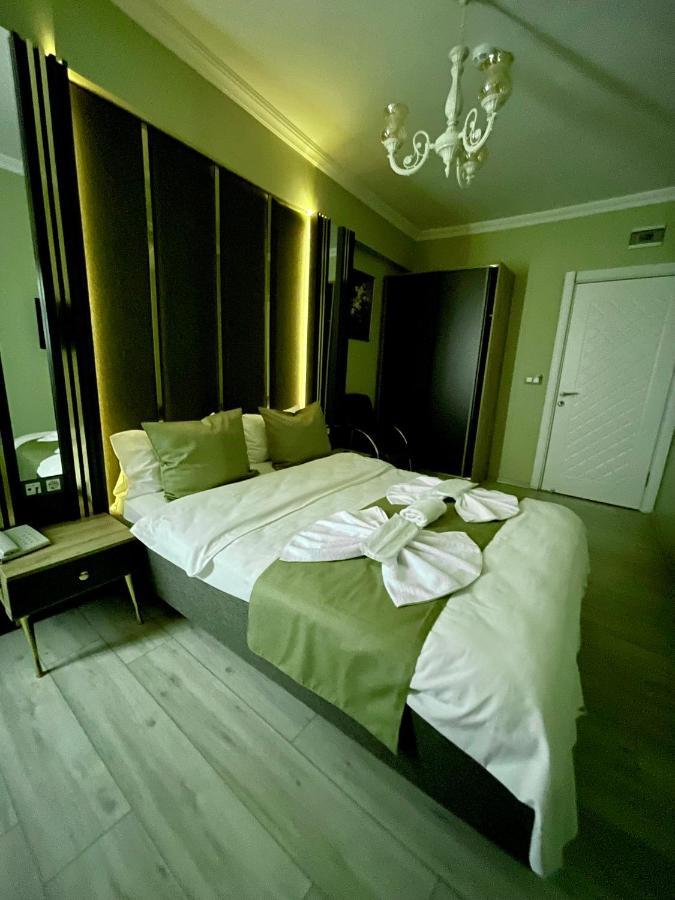 นิว ทักซิม โฮเต็ล Hotel อิสตันบูล ภายนอก รูปภาพ
